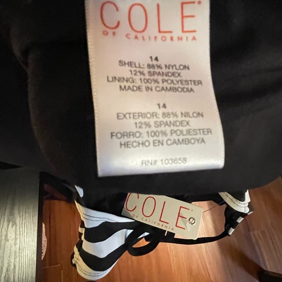 NWT, Cole of California Swimwear - Picture 3 of 5